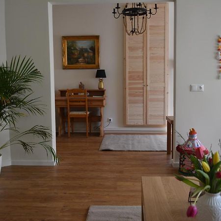 Ferienhaus Waldorf Biebelsheim ภายนอก รูปภาพ