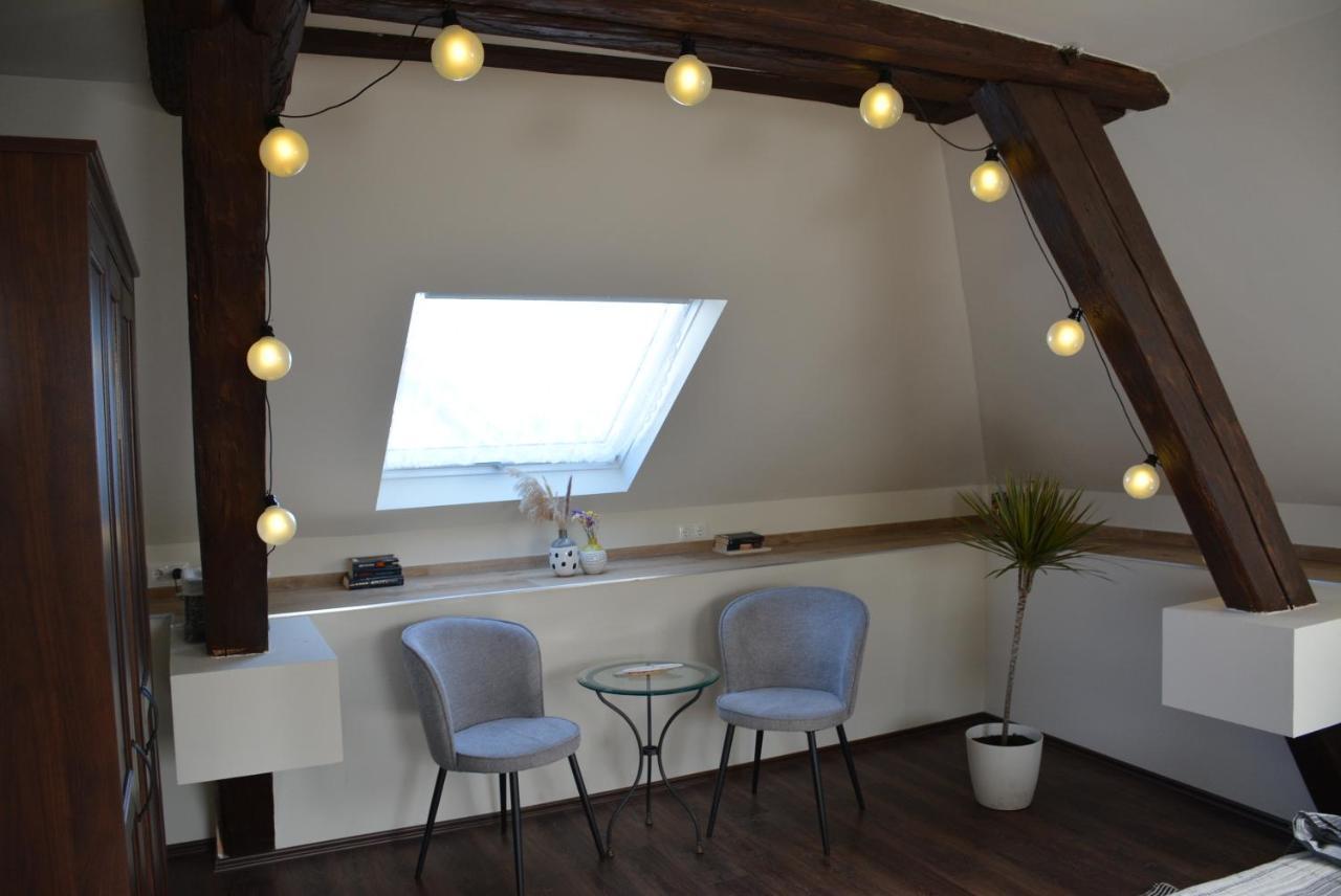 Ferienhaus Waldorf Biebelsheim ภายนอก รูปภาพ
